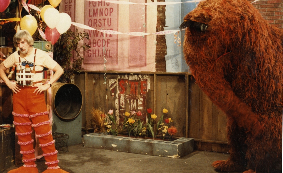 I Am Big Bird The Caroll Spinney Story / The Dissolve